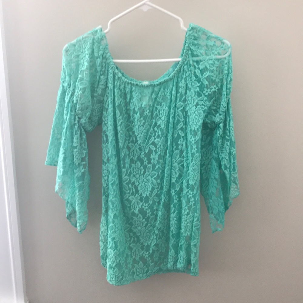 Green lace top